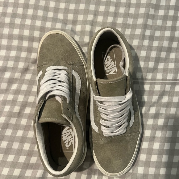 Adidas sage green and White Sneakers Casual Style - Picture 4 of 6